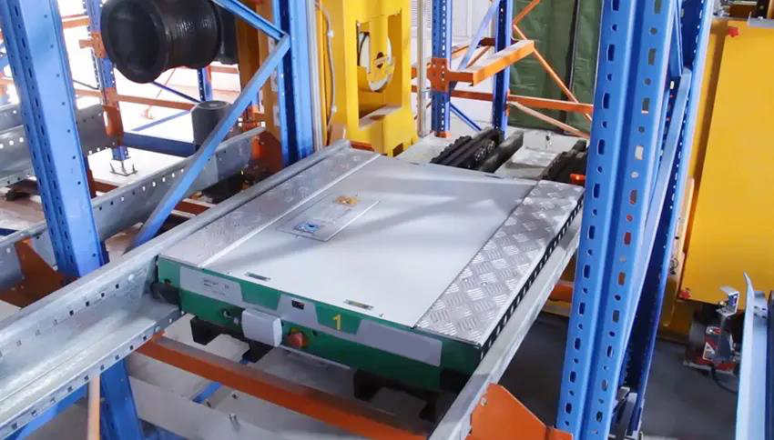 1664172452957623.jpg 穿梭车.jpg